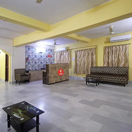 Oyo 9081 Pallavi International Hotel-2